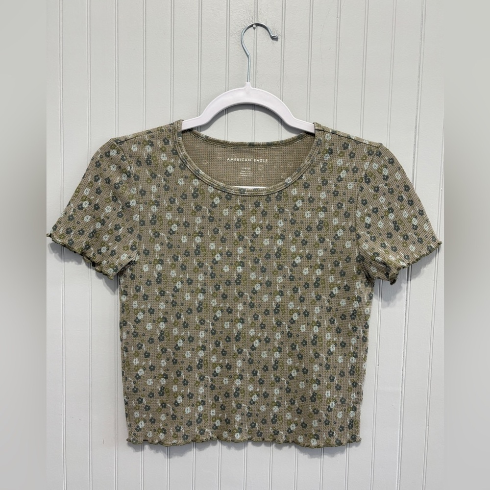 American Eagle Floral Baby Tee Size S